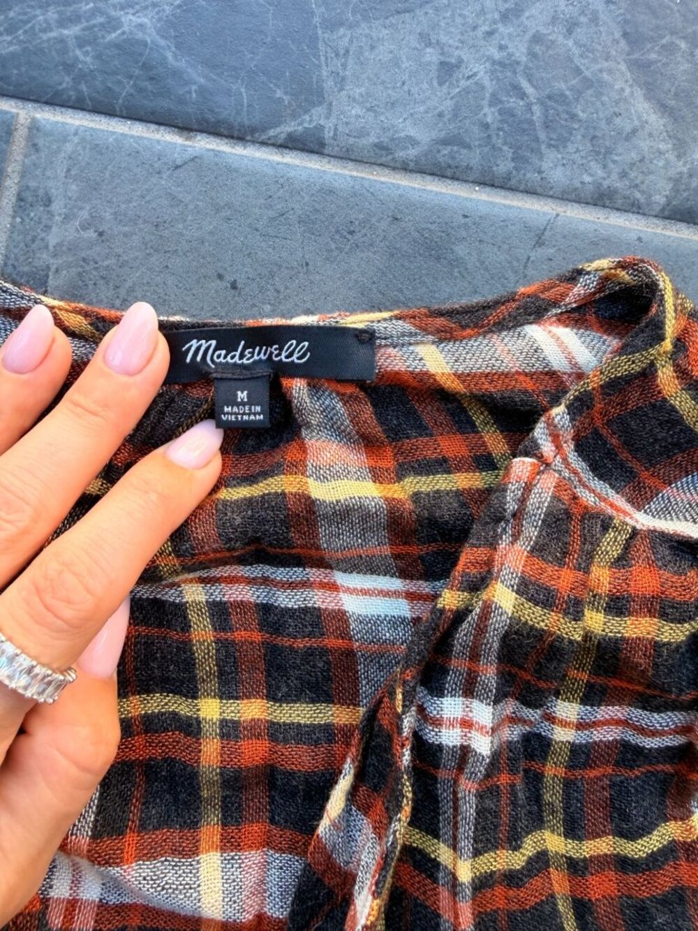 madewell fall blouseXSplaid button down dainty cozy - Picture 3 of 7